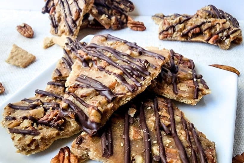 featured image of pecan pie bark plated